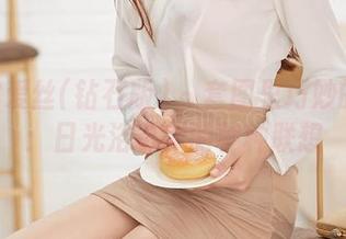 AISS爱丝(钻石版) – 套图里巧妙的若兮：日光浴引发的种种联想