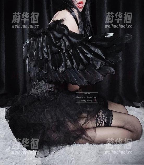 Aram(아람)的天台，带着全套写真，等着你来一起神聊！