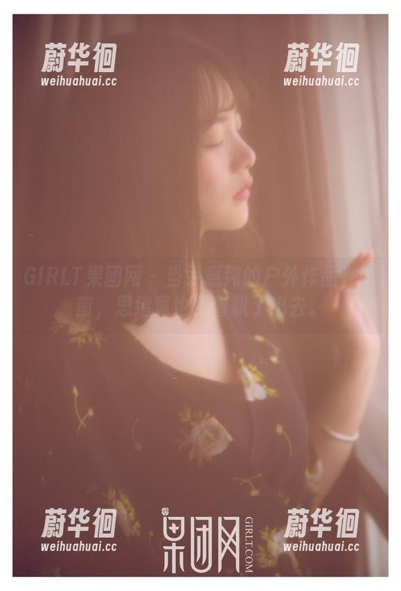 GIRLT果团网-尹意纯 GIRLT果团网 - 当尹意纯的户外作品在眼前,思绪竟也跟着飘了出去。