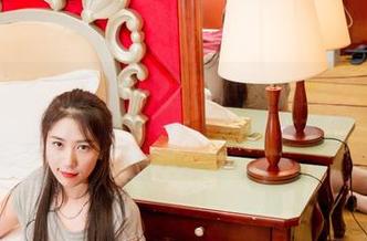 GIRLT果团网 - 翻翻酸酱兔的少女美图精选,看的时候脑海里再想点啥。