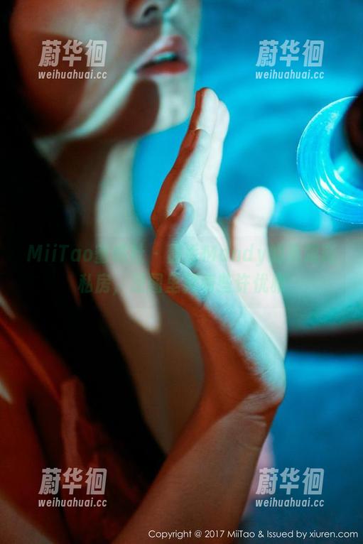 MiiTao蜜桃社-静香Mandy MiiTao蜜桃社 - 静香Mandy的高跟鞋私房,原图里藏着些许优雅