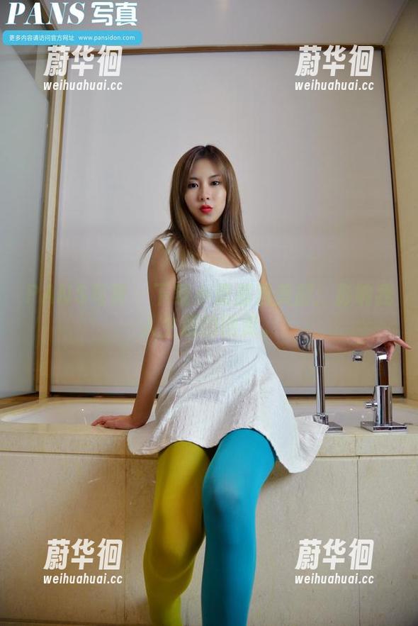 PANS写真-小柔 PANS写真 - 下载小柔那双美脚:影响我人生观的图库。