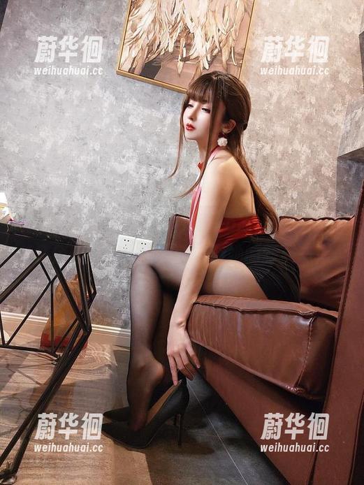 “蔚蓝档案”里的“Rioko凉凉子”，图集使出洪荒之力，快来看她的新姿态！