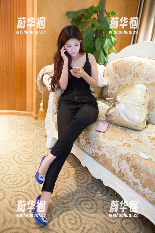 TuiGirl-何奕恋 TuiGirl - 在图库里翻出何奕恋的棉袜奇遇记