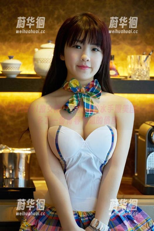 TuiGirl推女郎 - 胡允儿的水手服美图：多了一份青春气息的俏皮