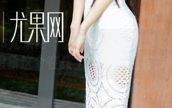 UGirls尤果网 - 分享沈诺馨的睡衣美图:你能想象这个在床上翻滚的她有多帅吗?