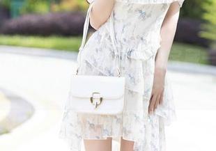 XIAOYU语画界 – 合集里的宝藏——玥儿玥er秘书壁纸，也是众多灵感的一角