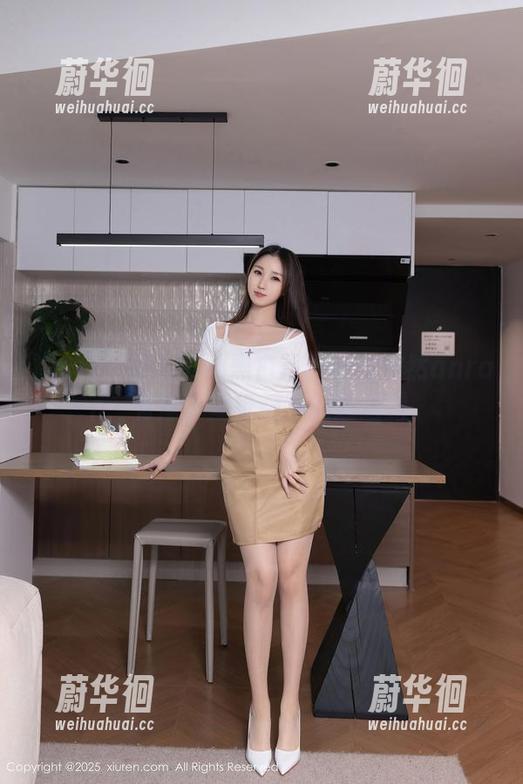 Xiuren秀人网-安然anran Xiuren秀人网 - 黑白写真里的安然anran,有些事壁纸都不愿意透露。