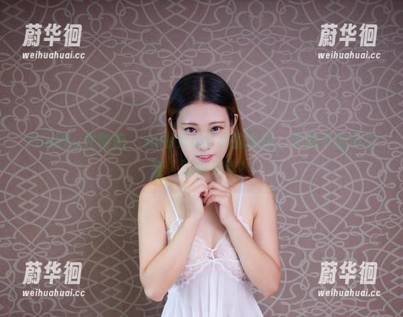 YouWu尤物馆-Amrita贞贞 YouWu尤物馆 - Amrita贞贞的私拍,美图中的小白鹿,跑得贼欢!