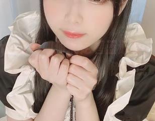看shimo霜月如何搞定碧蓝航线，这个柴郡合集在网盘里，懒得说