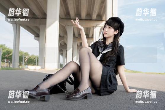 不呆猫 这套不呆猫的原图,黑丝白丝竟然如此默契,绝了!