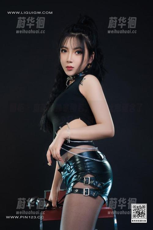 丽柜 - 庭菡的独家图包，醉后丝意蕴含了多少日常囧事？