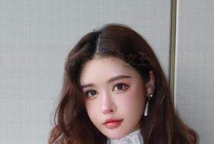 微密圈 – 最新写真集：当于芷晴化身女王，宅男们的公主梦成真啦！