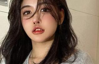 微密圈 – 逃课日记：于芷晴的教室与那些私房图包