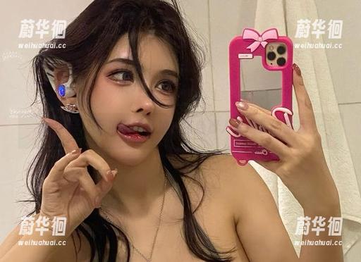 微密圈 - 于芷晴的私拍，夜色撩人又撩你的脑洞。