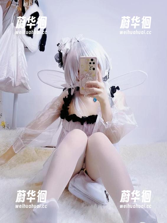 在线的伊喵君_Nya，自拍技艺真让人瞩目呀…快看这张影像！