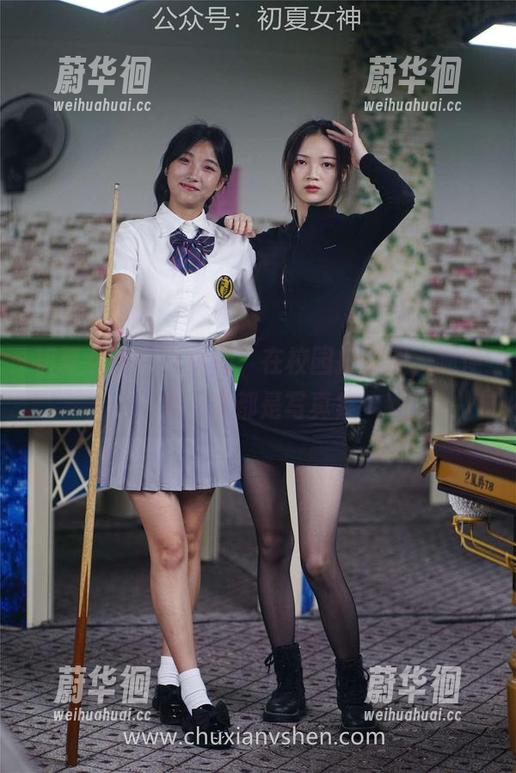 初夏女神-依依 初夏女神 - “依依”在校园打卡照,随便拍一套都是写真集