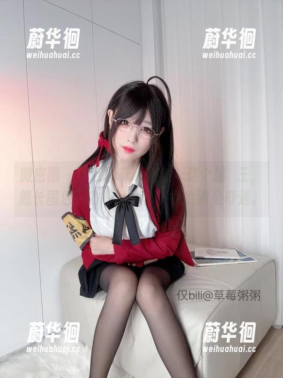 十万口草莓粥粥 微密圈 - 十万口草莓粥粥,这个艋舺王,舰长图包下的高清写真,竟然满是奇遇。