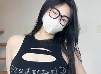 微密圈 - 在可爱的肉巴的泳池旁边,免费图片,随意欣赏