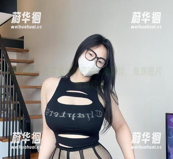 可爱的肉巴 微密圈 - 在可爱的肉巴的泳池旁边,免费图片,随意欣赏