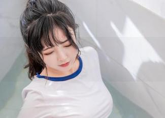 敢想敢做的奇行家狗崽,红丝绒旗袍升级大作战,快来免费领取图集!