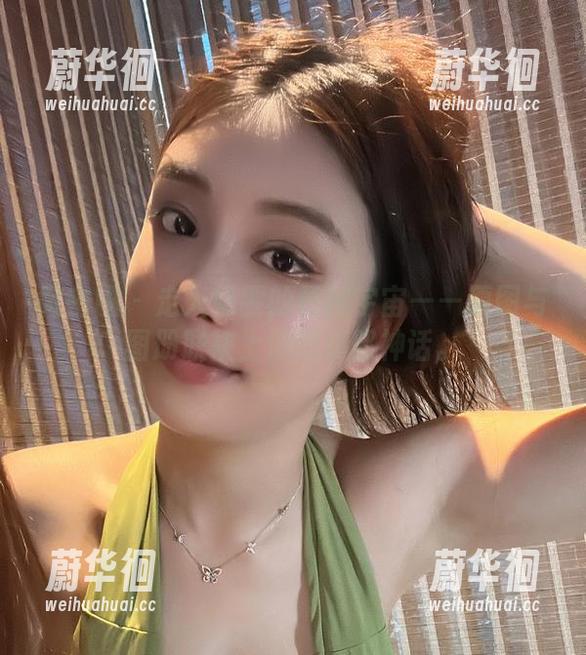 微密圈 - 走入奶雯的长腿宇宙——原图与图册联袂上演的腿部神话。