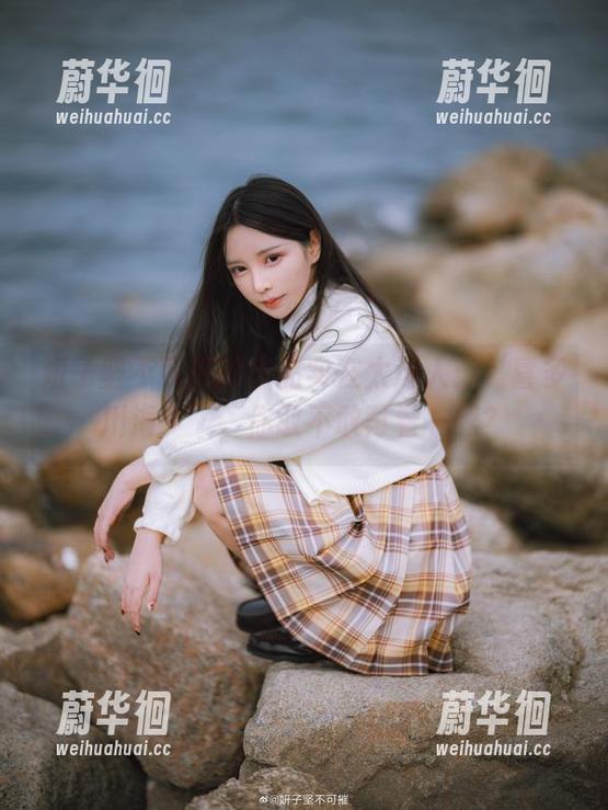 妍子坚不可摧 妍子坚不可摧的作品实在太迷人:‘喜多川海梦’,你敢不敢再看一眼?