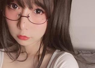 每一张都是强烈的美图啊,小泉学姐吖的“妹妹”真难以抉择!