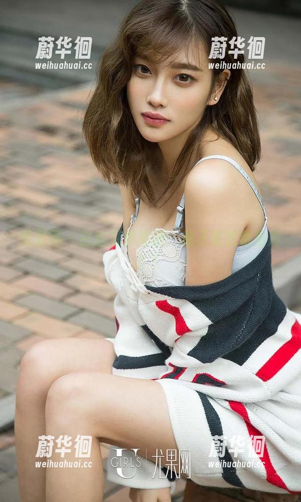 尤果网 - 白丝写真精选：柚子竟然也怕冷？！