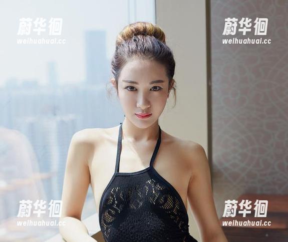 尤物馆-Kely香香 尤物馆 - 全套Kely香香的连衣裙,图片浮现时让我想起舞会,恍惚间的那种陌生感。