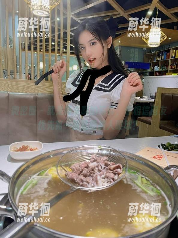 微密圈 - 就是阿朱啊的写真，你相信圈友优先第一张就能抓人眼球？