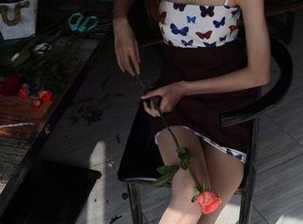 异思趣向 – 婉萍的私拍全集：美女+摄影师=我吗？这难题实在太有趣了！