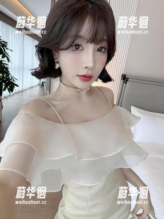 微密圈 - 不只是美图，徐莉芝的少女梦总能流转在图包里。