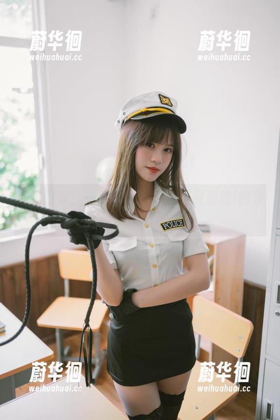 别流口水！一走神都能掉进星黛鹿鹿i的身体链最新图包里。