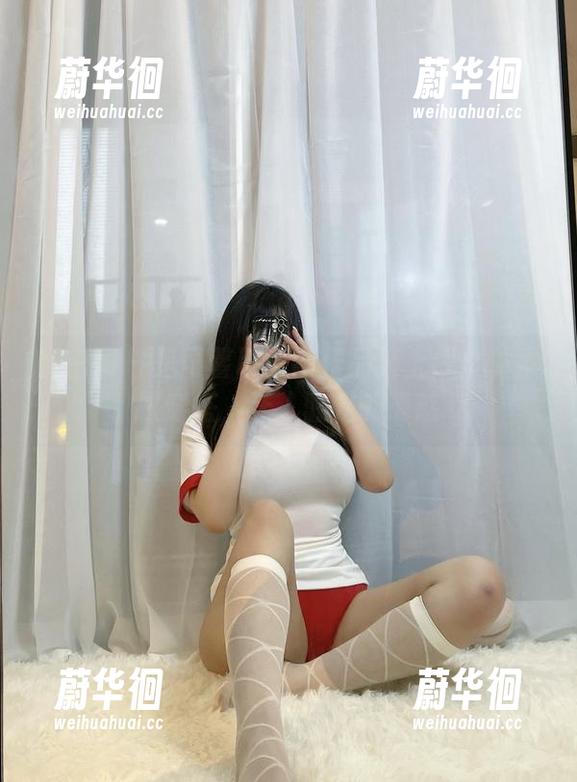 是可馨耶 微密圈 - 是可馨耶最新作品集上线:体操服穿搭,让人驻足的诱惑