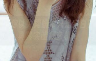 果团网 - 你以为周妍希只是穿白?私房写真其实暗藏玄机!