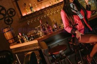从宅舞到兔女郎,源纱希喵喵喵的cos合集真让人想喊个“呀~”!
