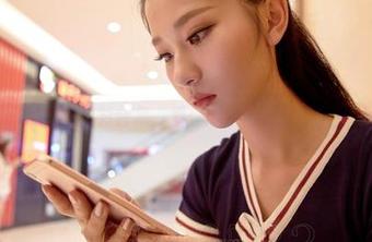 爱丝 – 何冉白衬衫合集，看你能不能忍住不多看几眼。