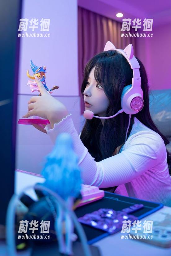 玉汇yuuhui 这就是玉汇yuuhui的双人写真,图片里蕴含的情绪,连空气都开始变得微妙。