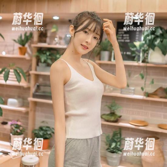 王羽杉 认真观看王羽杉的厨娘写真,真有种“我今晚就吃鸡”的冲动!