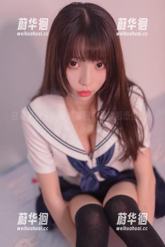 白易子教主的可爱套图，下载后恐怕会引发一场小骚动。