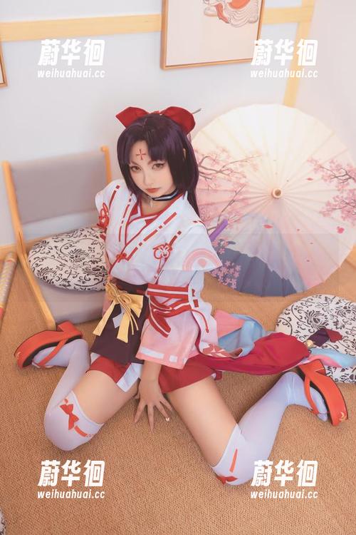 踏入神楽坂真冬色彩的瑜伽全集，灵动与宁静并存