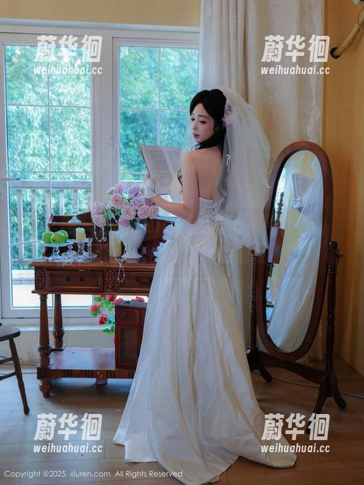 秀人网-娜露selena 秀人网 - 娜露selena红裙,原图曝光!分享这白嫩小腿的时刻