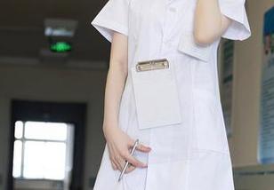 秀人网 - 高清写真界的新星——心妍公主,以美足征服每一个镜头。