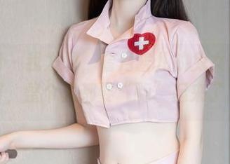 秀人网 - 我发现,看月酱儿的兔女郎美图时,整个人都要“嗨”起来了。