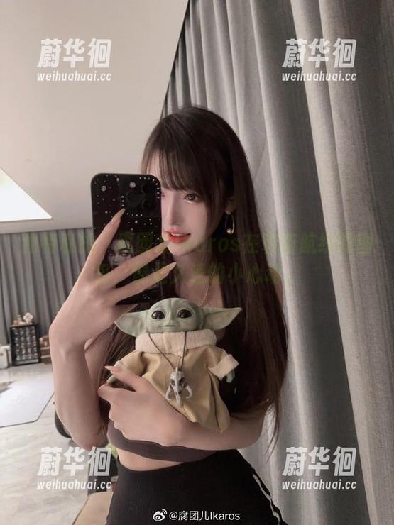 腐团儿Ikaros 独特私拍:腐团儿Ikaros在碧蓝航线的图包,像是久违的小心动。