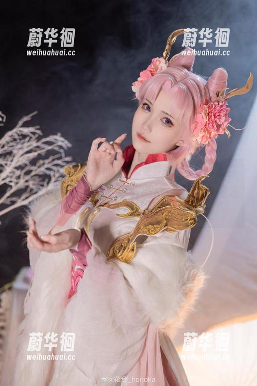 花兮_honoka的福利图集，冬雪沁香在等着你，记得带上感冒药哦，不然会被冻坏！