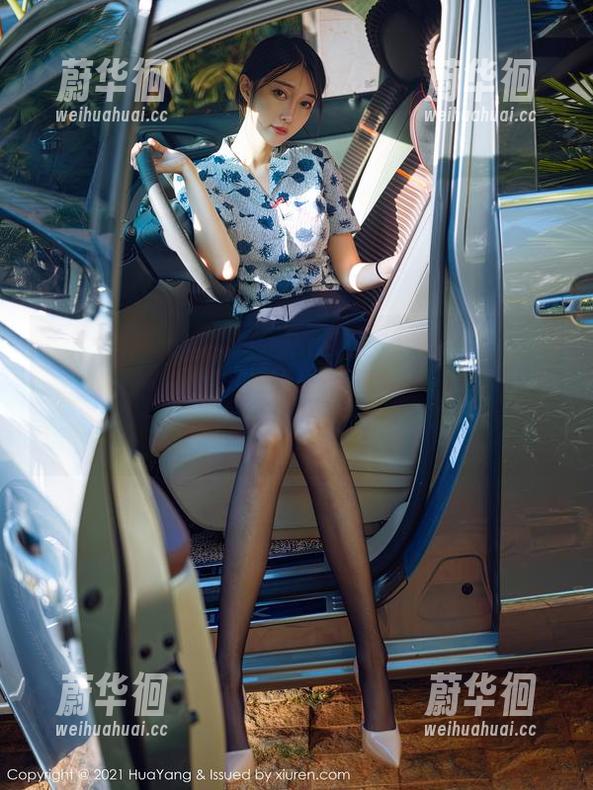 花漾show-欧阳LuLu 花漾show - 用欧阳LuLu的照片来形容完美的“天使”,我觉得还不够!得再添点感慨才行。