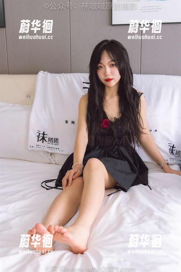 袜啵啵 - 奶油的黑丝挂念——厚黑丝大腿袜的图包，建议只是观赏，不要下载。