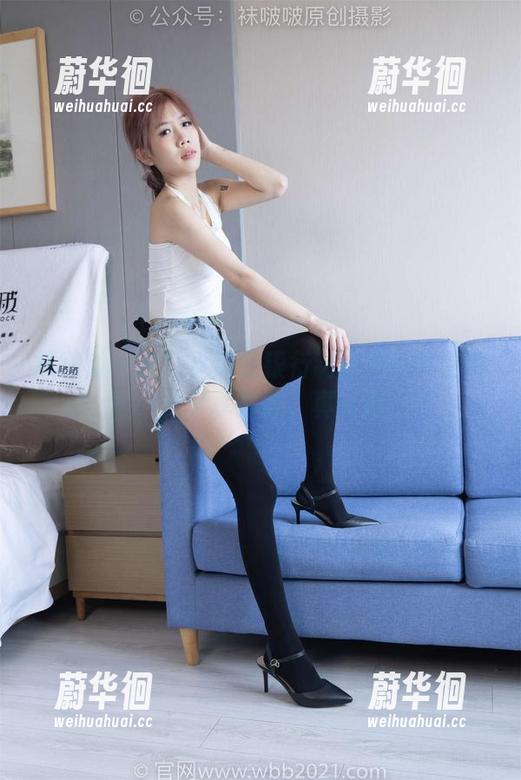 袜啵啵 - 看！小淳在银行制服里的高清体验，分分享你我，真有趣。